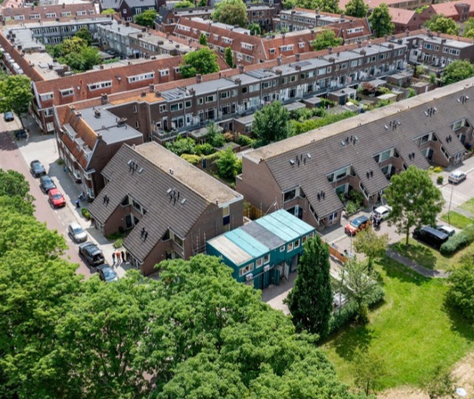 Luchtfoto van het renovatieproject van Salverda Bouw in de regio Utrecht